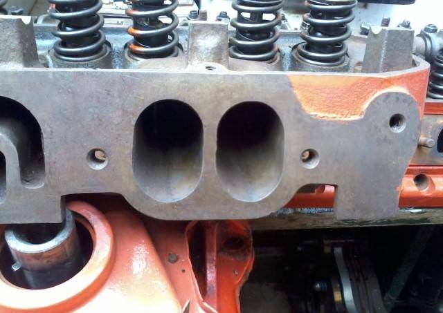 Attached picture Ovalport 'Weslake one' intake ports.jpg